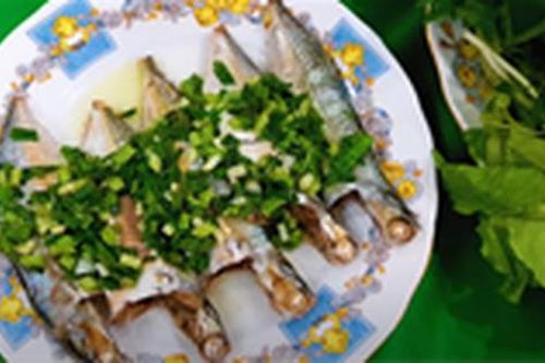 Cá biển không rán mà hấp theo kiểu này, ăn không một chút tanh mà còn thơm ngon ngất ngây