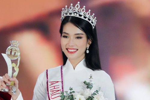 Phạm Ngọc Phương Anh: Cô nàng 'con nhà người ta' giành Á hậu 1 nhờ câu trả lời trí tuệ
