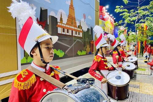 Hội chợ Thái Lan tại Sa Đéc quy tụ nhiều sao Việt