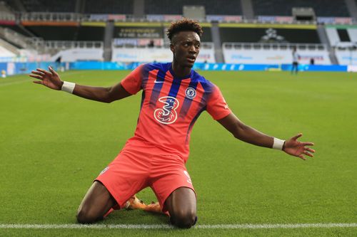 Chelsea giữ vị trí trong nhóm dẫn đầu Premier League