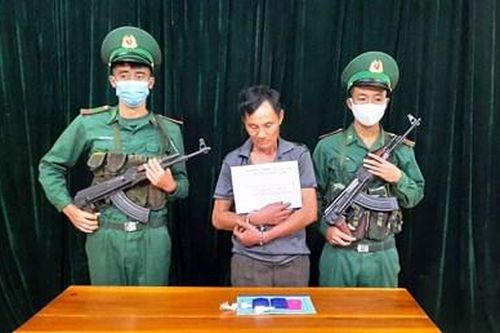 Điện Biên: Bắt giữ đối tượng mua bán trái phép 600 viên ma túy