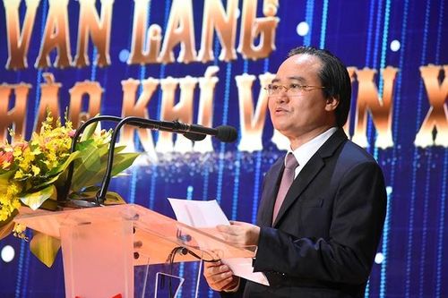 Bộ trưởng Phùng Xuân Nhạ: 'Giáo dục Đại học phải đi trước một bước'