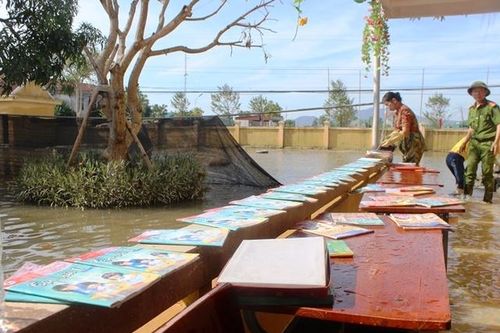Trường học Hà Tĩnh ổn định dạy học sau mưa lũ