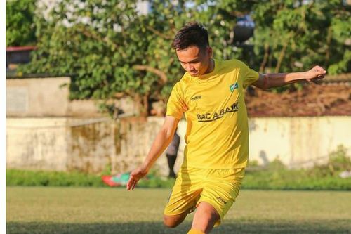 Thêm một cầu thủ chia tay SLNA