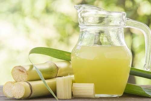 Nước mía cũng thành 'thuốc độc' nếu mắc sai lầm này khi uống