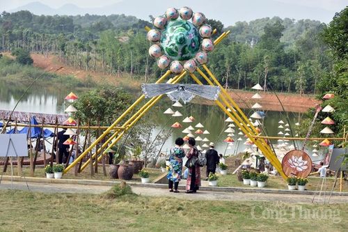 Nghe đờn ca tài tử và thưởng thức ẩm thực miền Tây tại Hà Nội