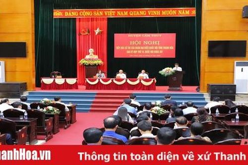 Đại biểu Quốc hội tiếp xúc cử tri huyện Cẩm Thủy