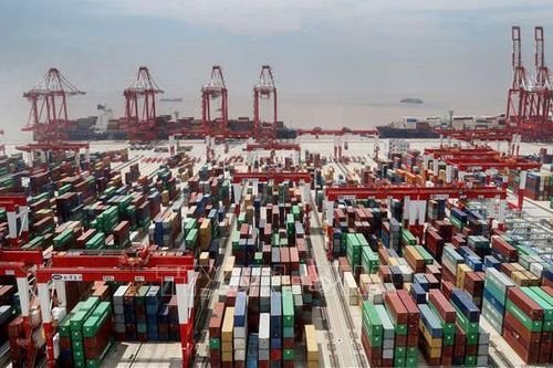 Xuất nhập khẩu nửa đầu tháng 11 bất ngờ giảm 3,7 tỷ USD