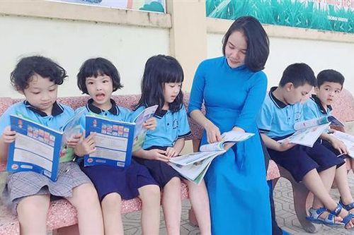 Nâng chuẩn giáo viên phù hợp với tình hình mới