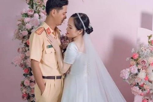 Bị xử lý vi phạm giao thông, hơn 1 năm sau cô gái cưới luôn... anh cảnh sát