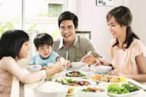 Hãy chăm đưa 9 loại thực phẩm sau vào bữa ăn để tránh được hiểm họa đau xương khớp lúc về già