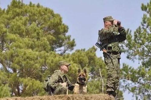 Nga triển khai quân bổ sung tại biên giới Armenia và Azerbaijan