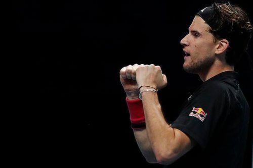 Hạ Djokovic sau 2 loạt 'đấu súng', Thiem vào chung kết ATP Finals