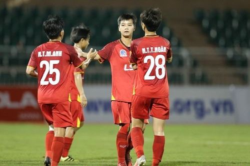 Vòng 8 giải nữ VĐQG: TPHCM I ra oai, lập lại trật tự