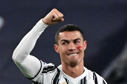 Juventus 2-0 Cagliari: Tuyệt đỉnh Ronaldo