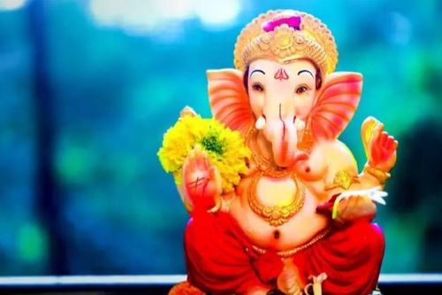 Mẫu quần lửng bị lên án vì in họa tiết vị thần đáng kính Ganesha trong Ấn Độ giáo
