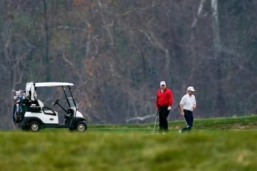 Truyền thông Mỹ đưa tin ông Trump 'bỏ' họp trực tuyến Hội nghị thượng đỉnh G20 để đi đánh golf