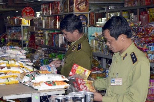 Tăng cường quản lý thị trường dịp cuối năm
