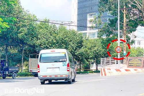 TP.Biên Hòa: Còn nhiều biển báo giao thông không còn phù hợp