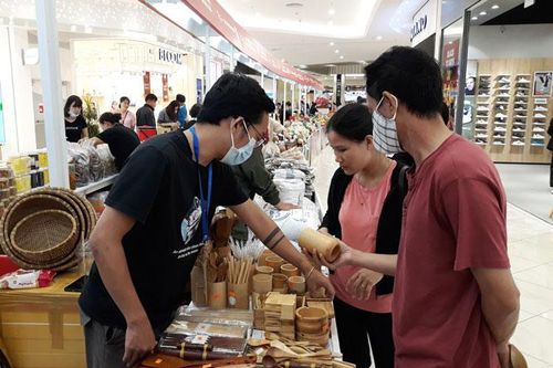 Tăng sức hút của hàng Việt