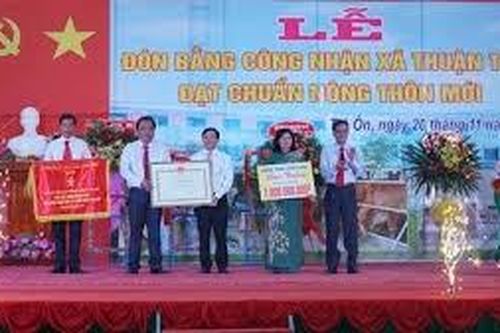 Vĩnh Long: Xã Thuận Thới đón bằng công nhận đạt chuẩn nông thôn mới