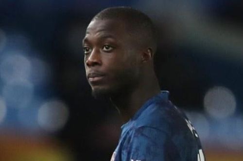 Ngôi sao đắt kỷ lục của Arsenal tiếp tục trượt dài