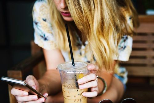 Bạn nên uống bao nhiêu cốc cà phê mỗi ngày?