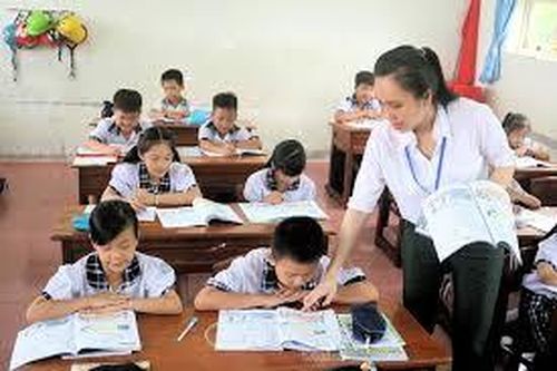 Điều kiện văn bằng với giáo viên tiếng Anh tiểu học