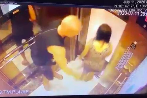 Lại chuyện phạt 200.000 đồng, lần này là vỗ mông phụ nữ trong thang máy