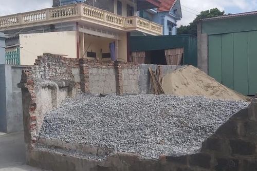 Vụ nữ sinh lớp 6 ở Thái Bình tử vong: Tường bao ít nhất từng đổ 2 lần