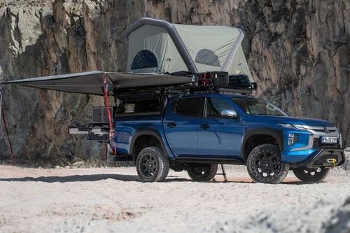 Bán tải Mitsubishi Triton được bổ sung thêm gói phụ kiện cắm trại