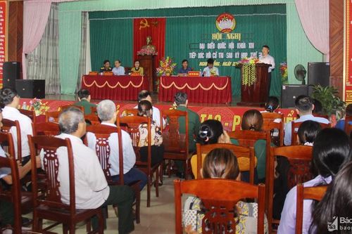 Nghiên cứu ban hành chính sách khắc phục lỗ hổng tạo ra tham nhũng