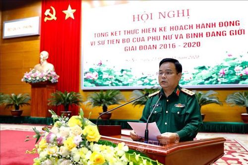Tăng tỷ lệ phụ nữ tham gia lãnh đạo, quản lý trên các lĩnh vực công tác phù hợp với đặc thù quân sự
