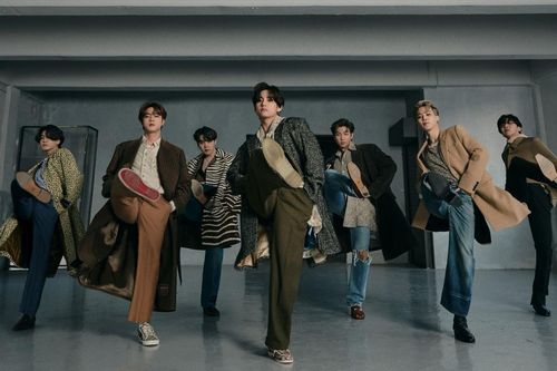 BTS lên bìa Esquire Mỹ: 'Thống trị thế giới không phải dự định'