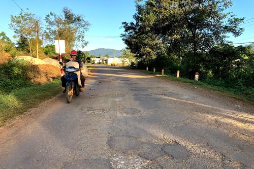 Quốc lộ 19D hư hỏng, xuống cấp