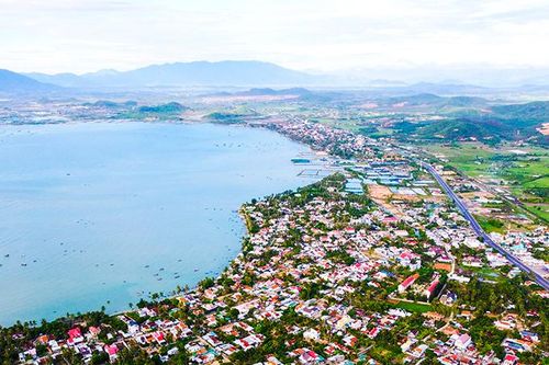 Xúc tiến dự án Khu Công nghiệp Dốc Đá Trắng