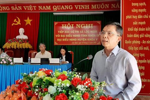 Đại biểu Hội đồng Nhân dân tỉnh tiếp xúc cử tri tại huyện Bảo Lâm