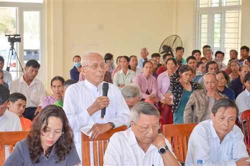 Đoàn ĐBQH Quảng Trị tiếp xúc cử tri sau kỳ họp thứ 10, Quốc hội khóa XIV