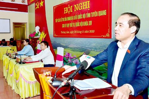 Đại biểu Quốc hội tiếp xúc cử tri xã Thượng Lâm