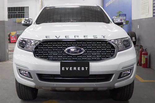 Cặp đôi ăn khách của Ford bất ngờ cập bến đại lý trước ngày ra mắt, một số trang bị sẽ bị cắt