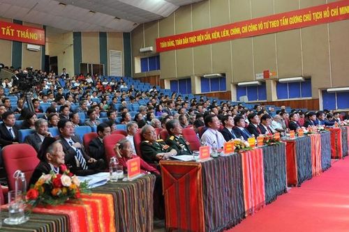 Nhanh chóng đưa Đắk Lắk phát triển nhanh, bền vững, nhân dân ấm no, hạnh phúc,