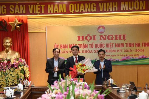 Ông Trần Nhật Tân làm Chủ tịch MTTQ tỉnh Hà Tĩnh