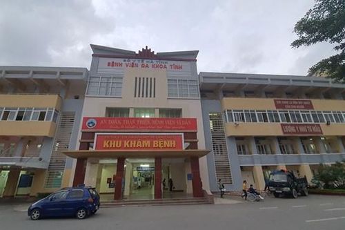 Hà Tĩnh: Bệnh nhân lao từ tầng 4 xuống tự tử
