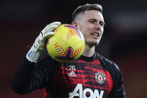 HLV Solskjaer khuyên Dean Henderson kiên nhẫn ở MU