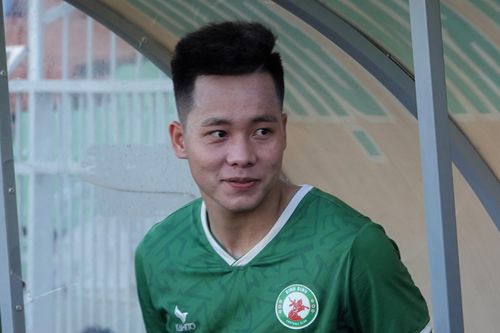 Cựu tuyển thủ U23 Việt Nam gia nhập CLB Bình Định