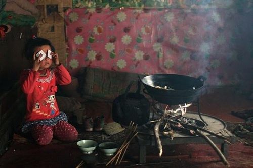 Những đứa trẻ bị bỏ lại ở miền quê Trung Quốc