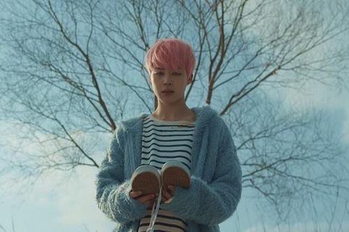 BTS vừa xác nhận giả thuyết bi kịch đứng sau ca khúc 'Spring Day'?