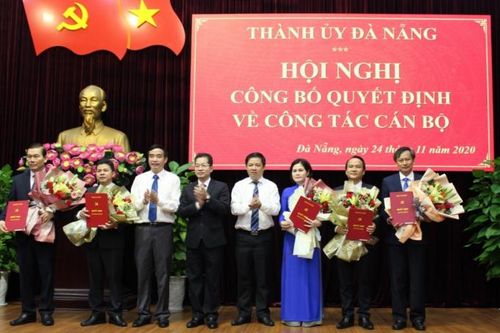 Đà Nẵng công bố các quyết định về công tác cán bộ