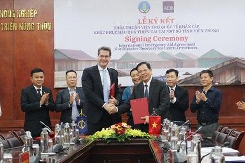 ADB viện trợ 2,5 triệu USD khắc phục hậu quả thiên tai tại miền Trung Việt Nam