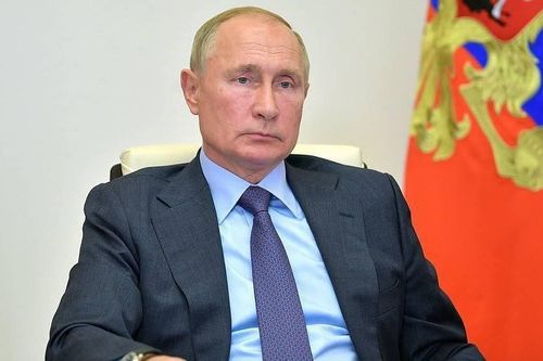 Tổng thống Nga Putin ký luật tăng thuế người thu nhập cao